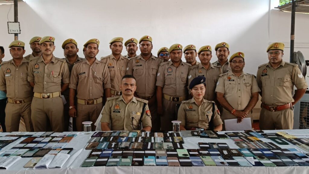 गोरखपुर पुलिस का सराहनीय काम: